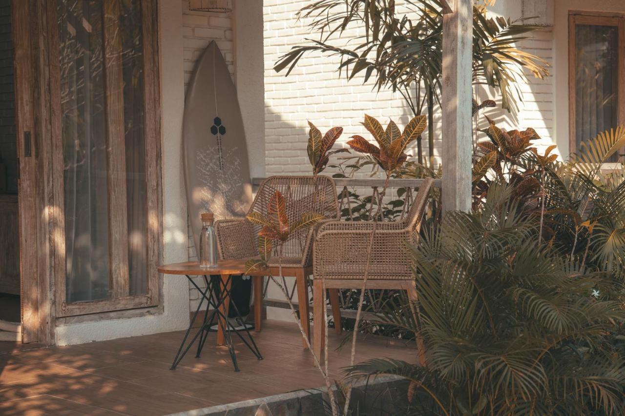Cari Surf Camp & Studio'S Улувату Экстерьер фото